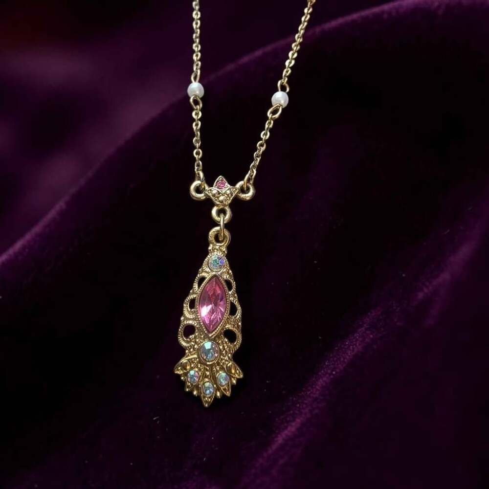 1928 Jewelry Vintage Style Gold-Tone Pink Crystal Pendant Necklace